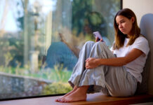 Social media and mental health in adolescents: Positive and negative effects